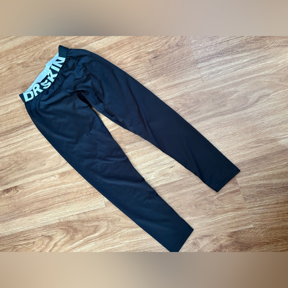DRSKIN black athletic leggings